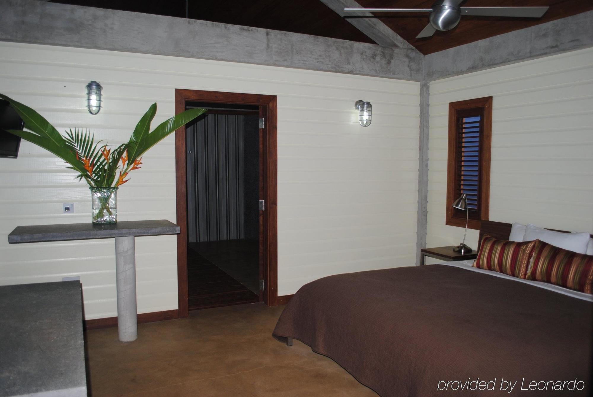 Pagua Bay House - Oceanfront Cabana'S Marigot Extérieur photo